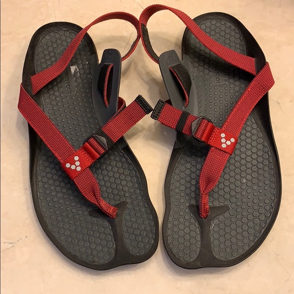 vivo barefoot flip flops